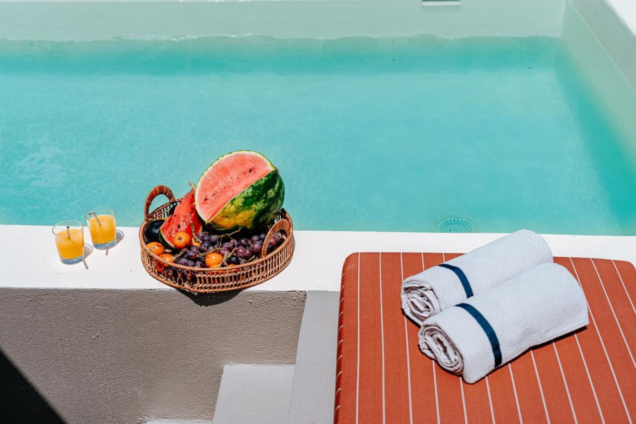 Present Perfect Villa - Private Pool ฟิรอสเตฟานี ภายนอก รูปภาพ